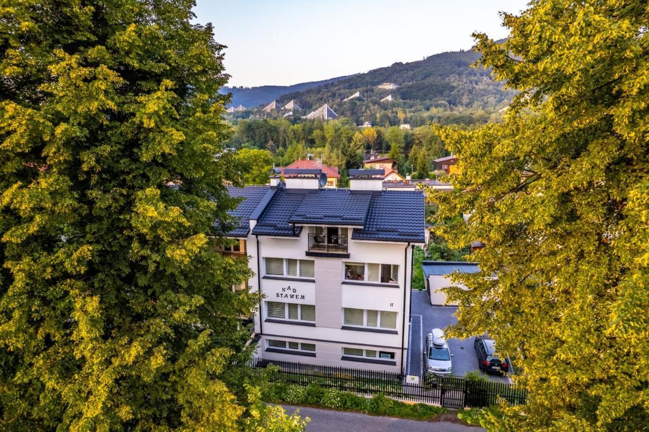 Апартаменты Nad Stawem Устронь Экстерьер фото